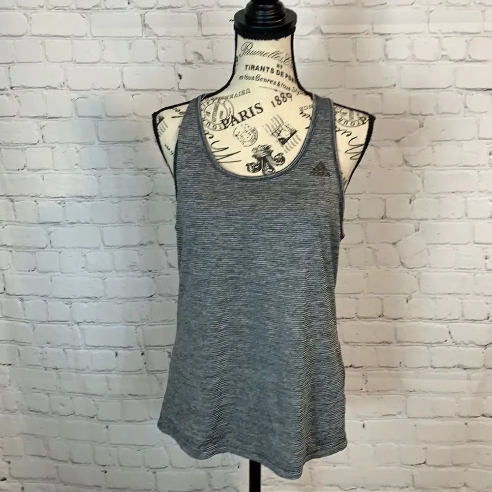 Adidas racer back workout tank top size small